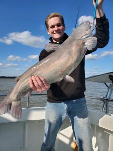 catch blue catfish Potomac River guide